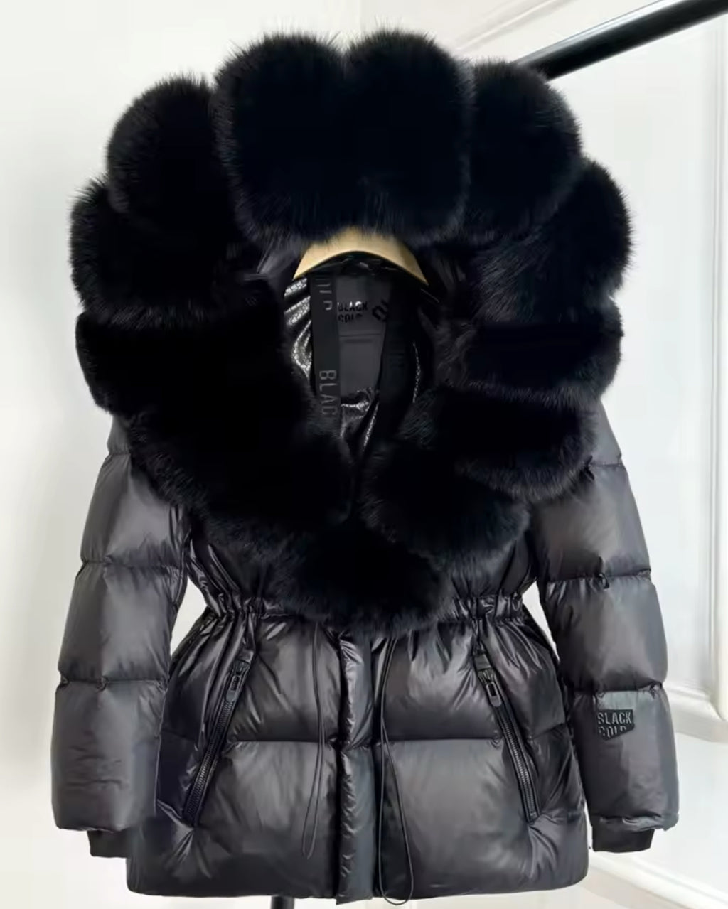 NAOMI COAT BLACK FUR