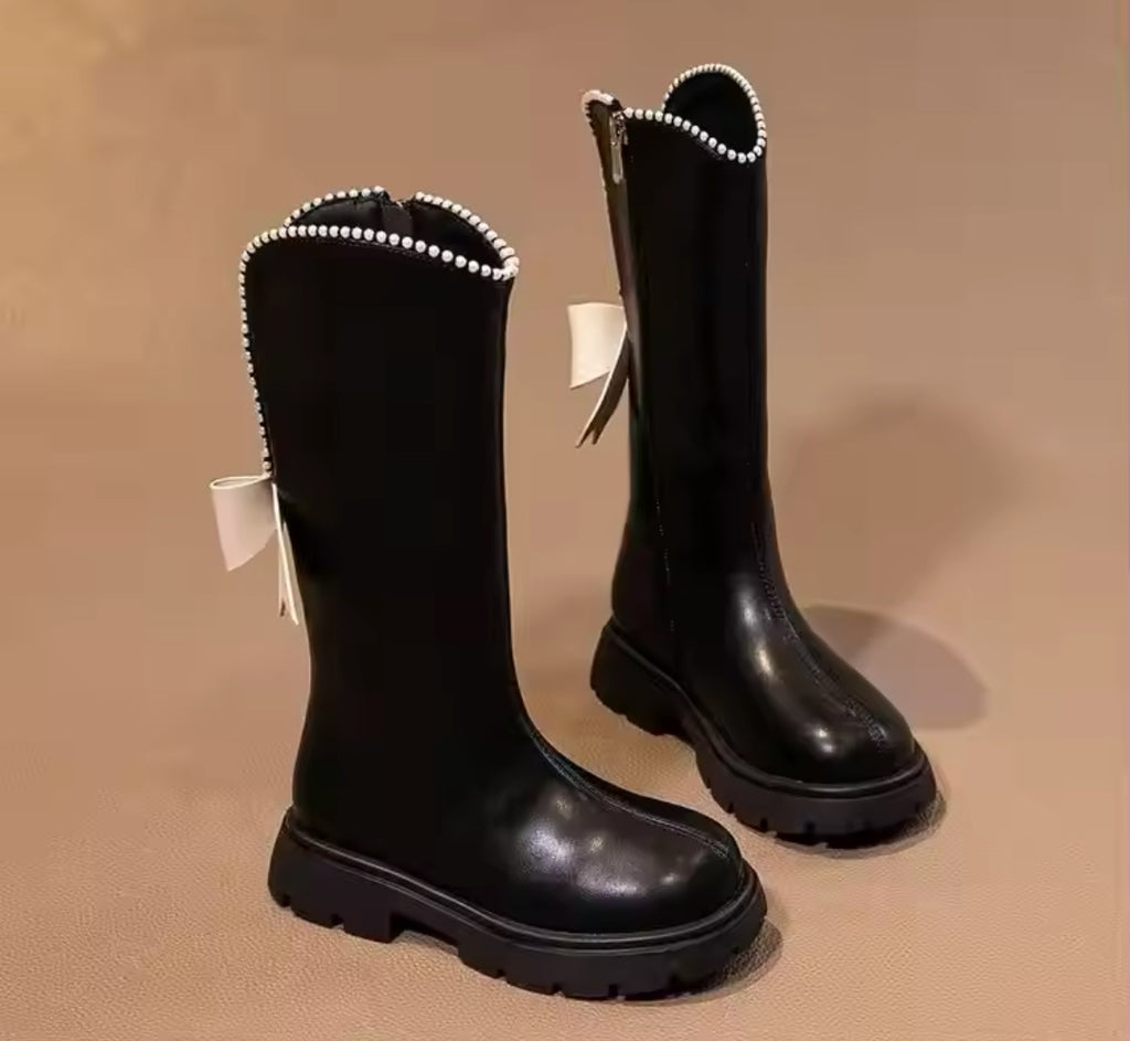 BLACK BOW BOOTS